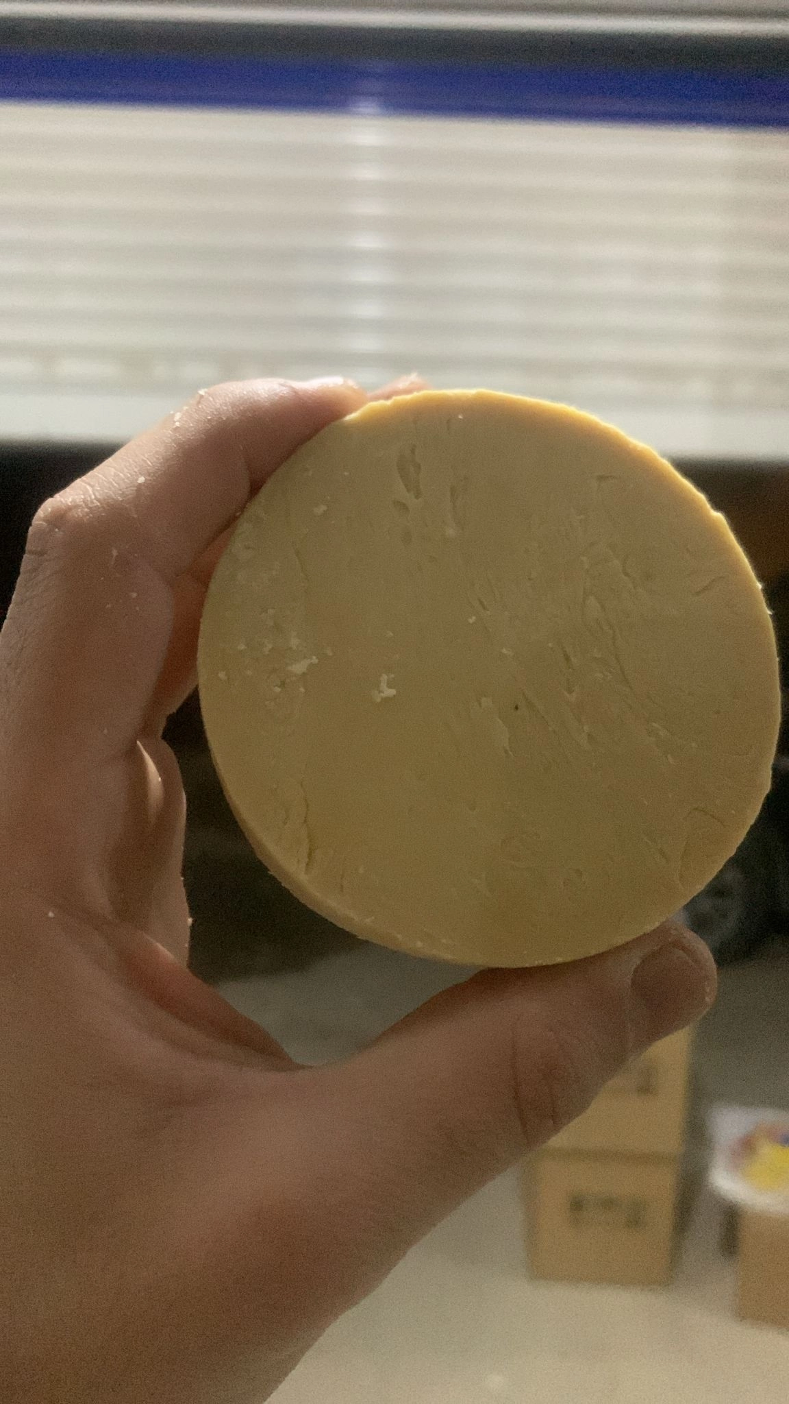 Hatay Zeytinyağlı Beyaz Yuvarlak Sabun Toptan