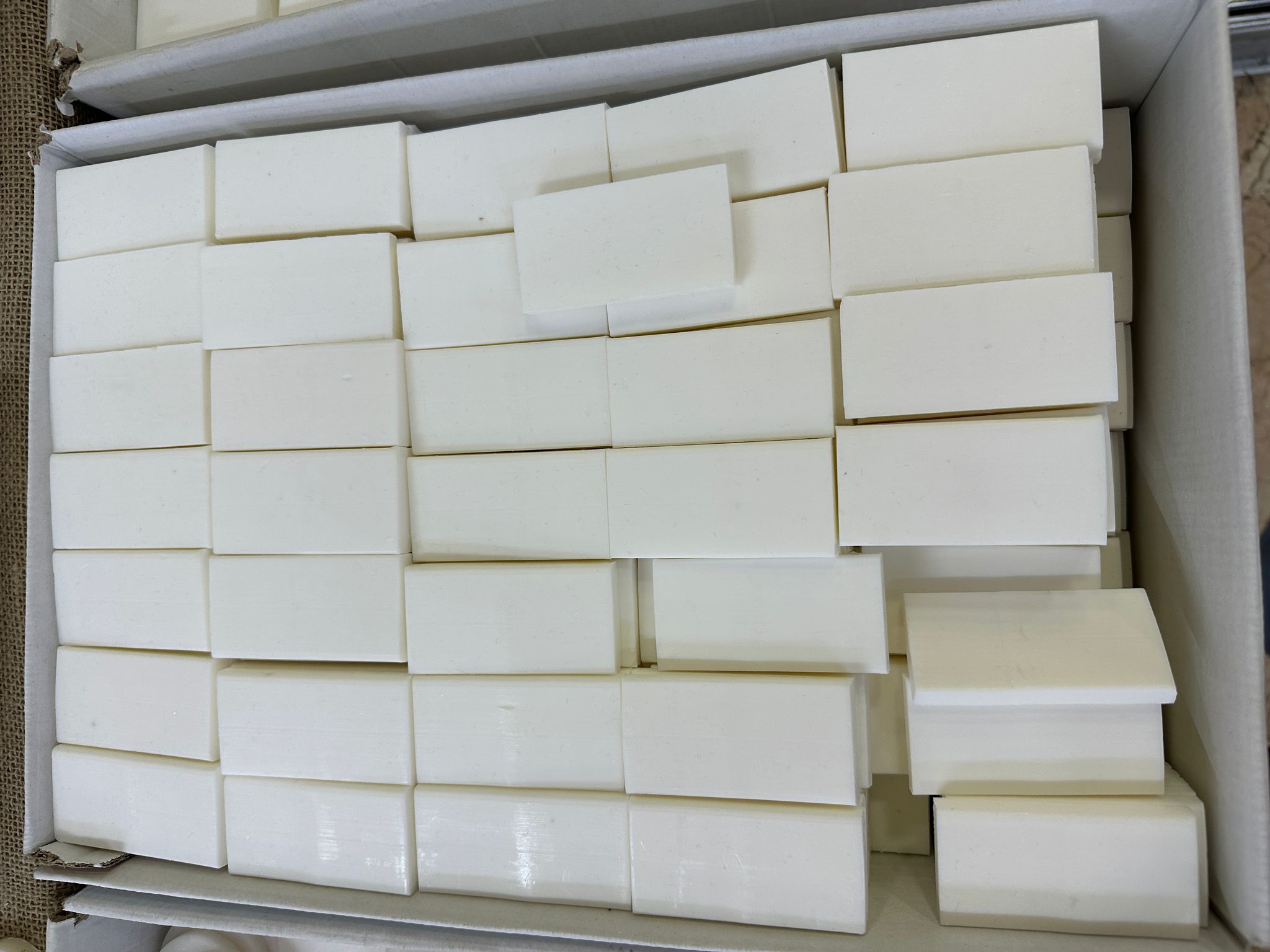 20 gr beyaz dikdörtgen sabun hediyelik